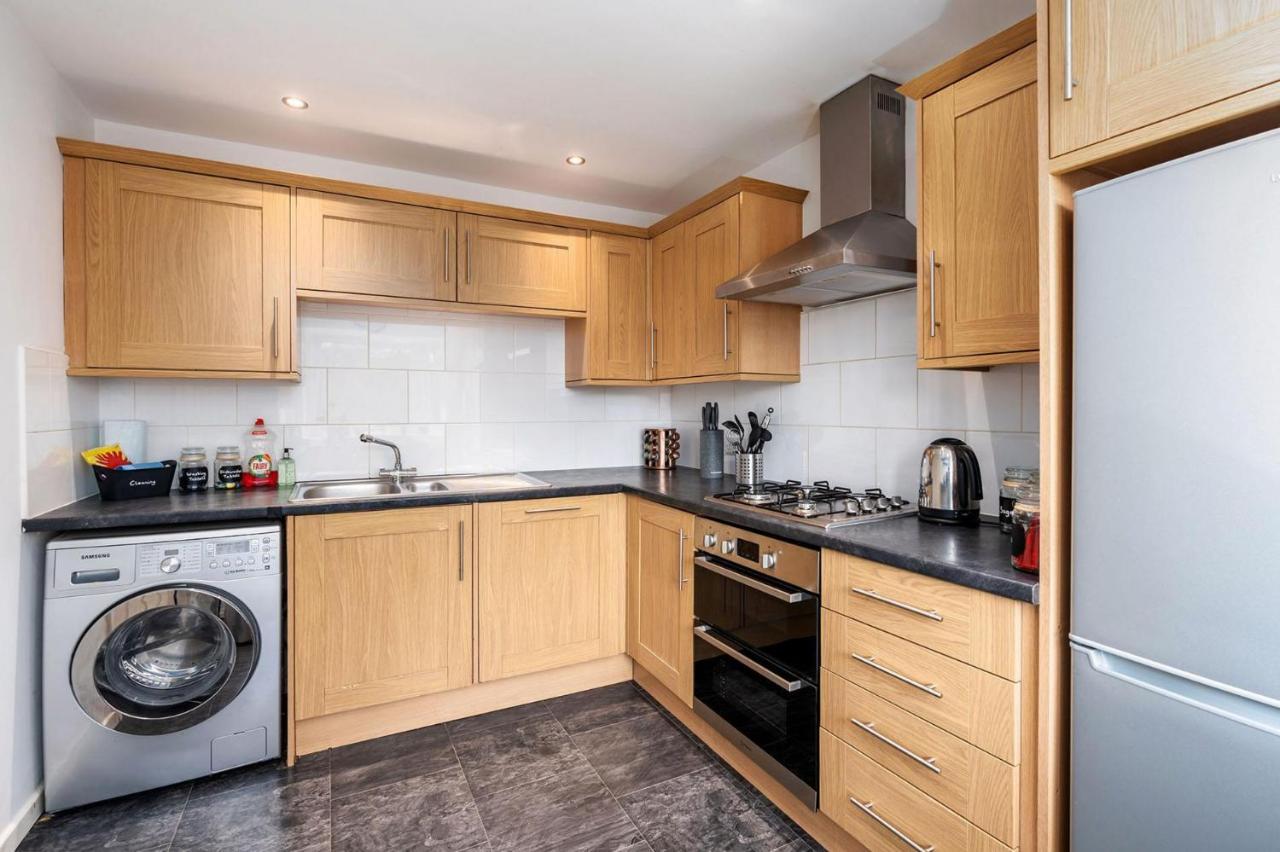 Holiday home Stunning 3bd Hillsborough *